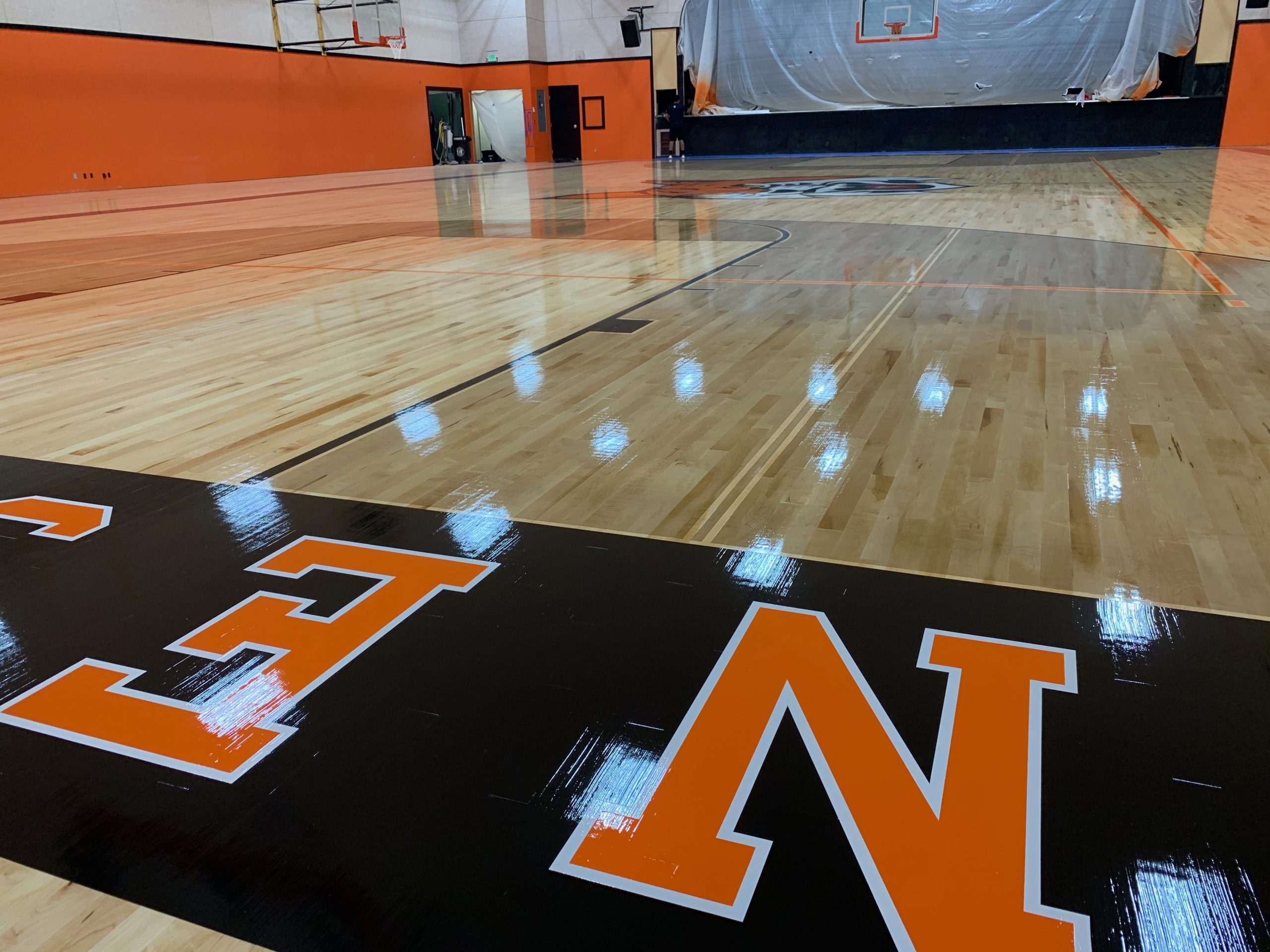 Dark brown tinted 3 point area by COURTSPORTS