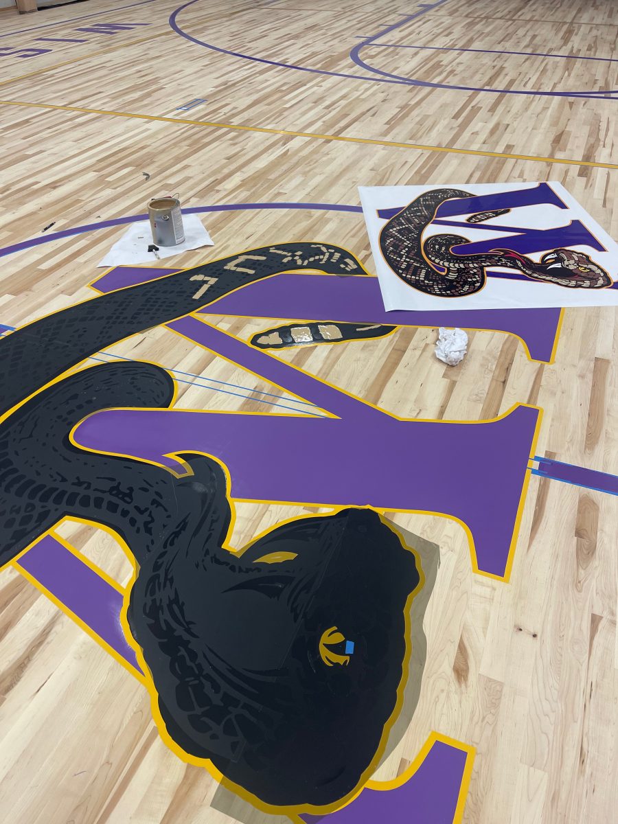 New high school maple basketball court installed by COURTSPORTS.